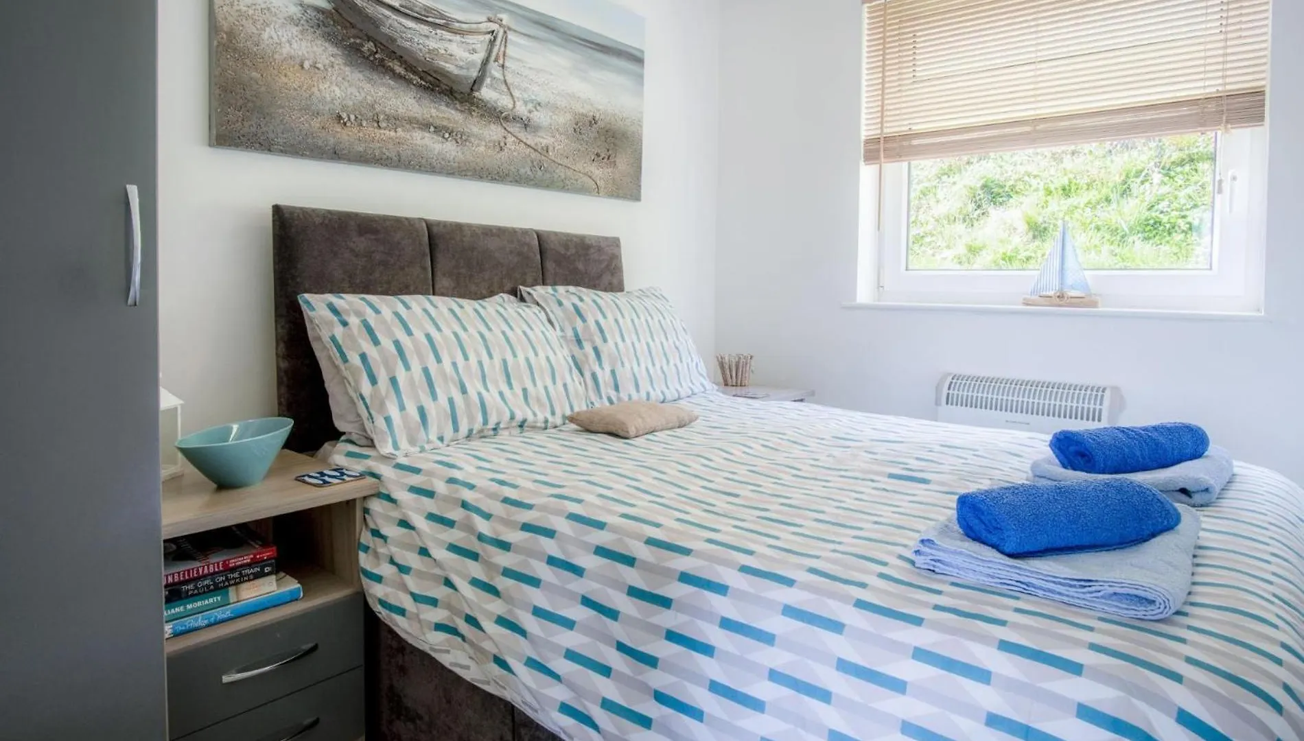 Bayview 32 - 2 Bedroom Chalet - Bayview Oxwich United Kingdom