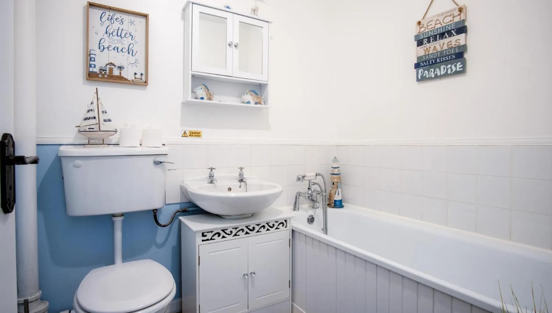 Bayview 32 - 2 Bedroom Chalet - Bayview Oxwich