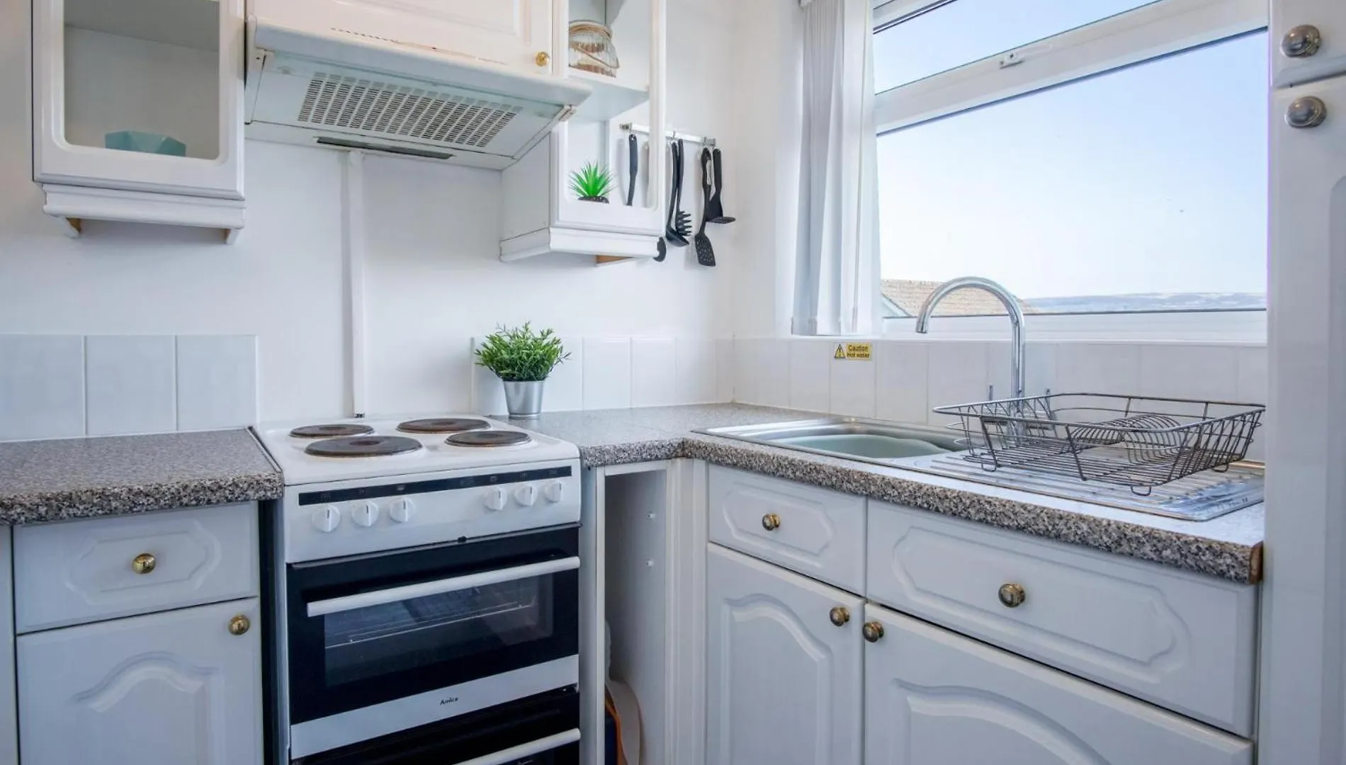 Bayview 32 - 2 Bedroom Chalet - Bayview Oxwich United Kingdom