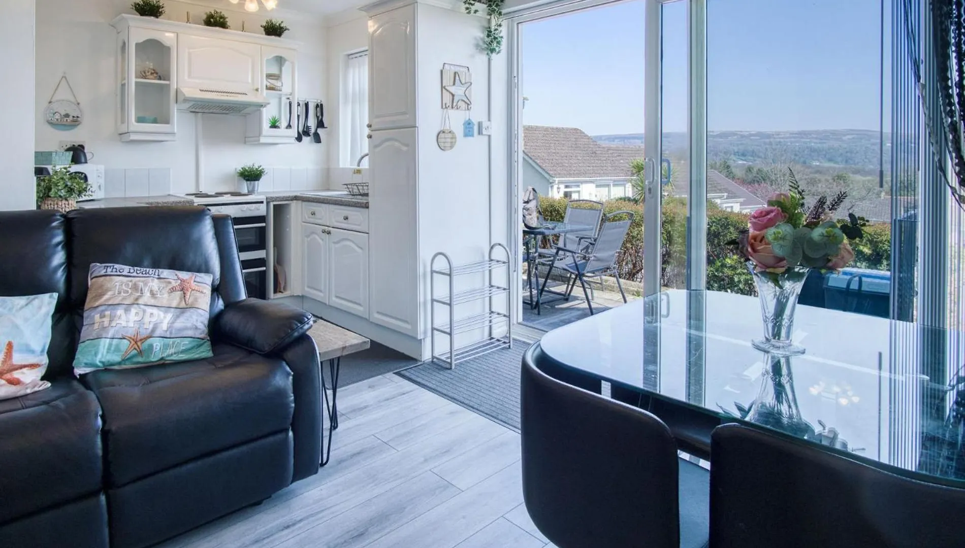 Bayview 32 - 2 Bedroom Chalet - Bayview Oxwich